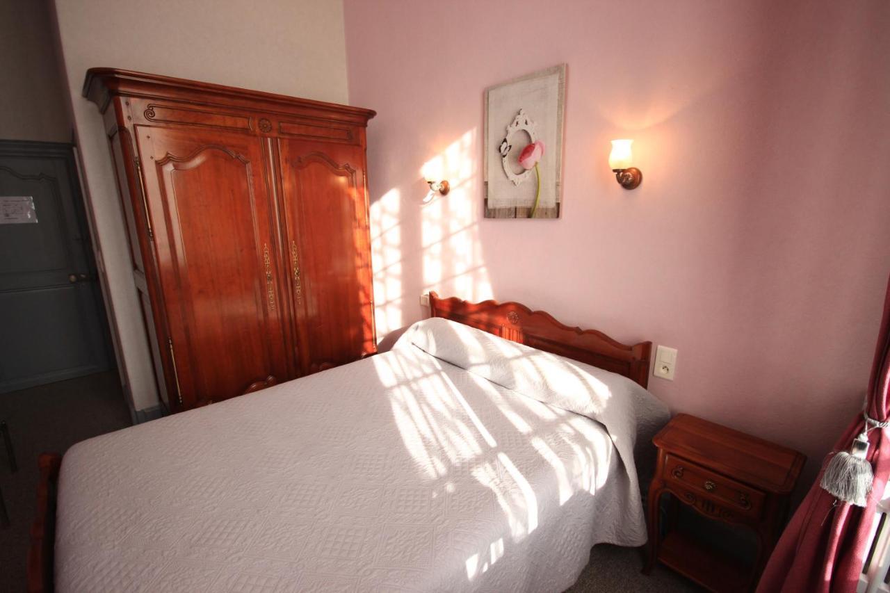 Hotel Du Berry Aigurande Ngoại thất bức ảnh